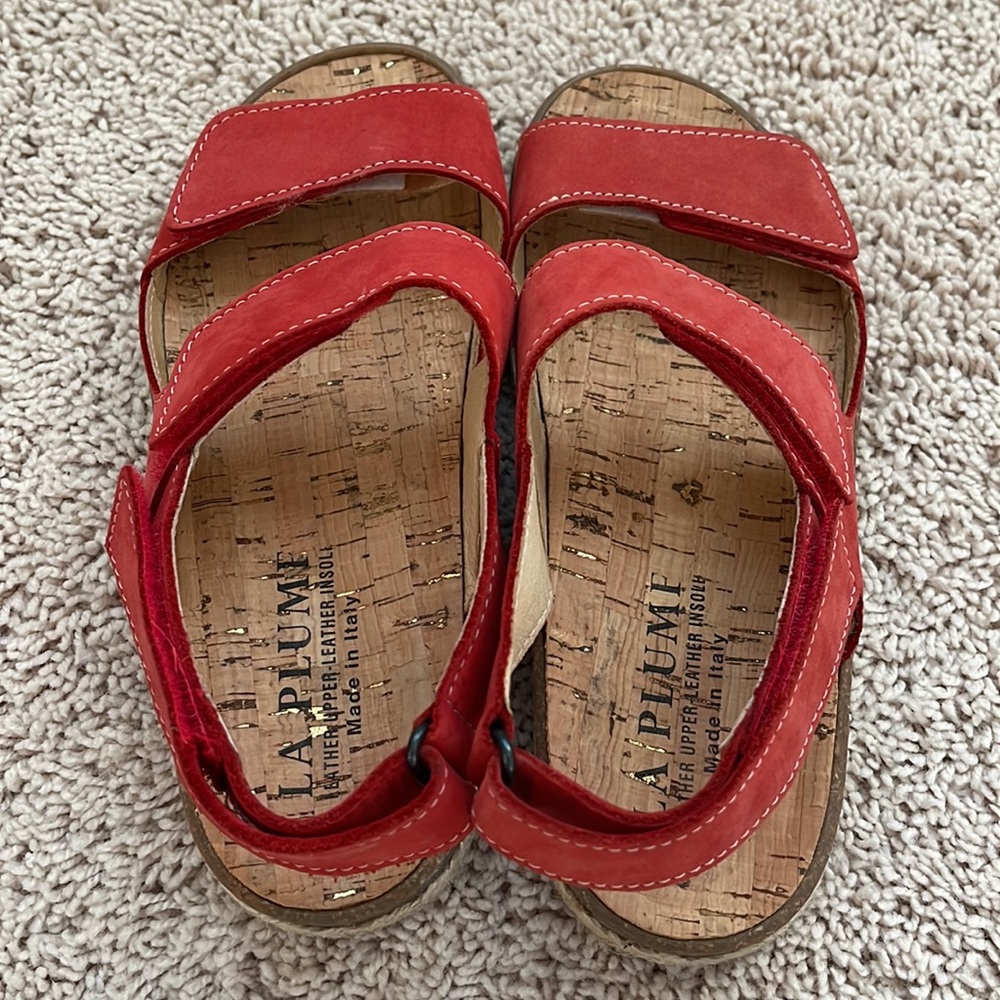 La Plume Leather Sandals - Picture 5 of 6